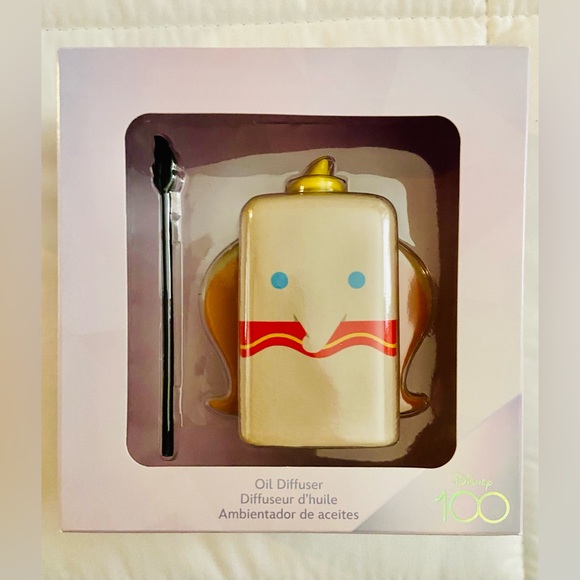 Disney 100 Years of Wonder Celebration Unified Dumbo Oil Diffuser New Rare - Picture 1 of 4